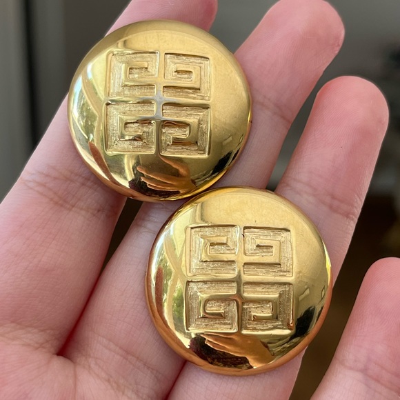 Vintage Givenchy Logo Coin Plate Round Large Gold Pierced Earrings - Picture 1 of 5